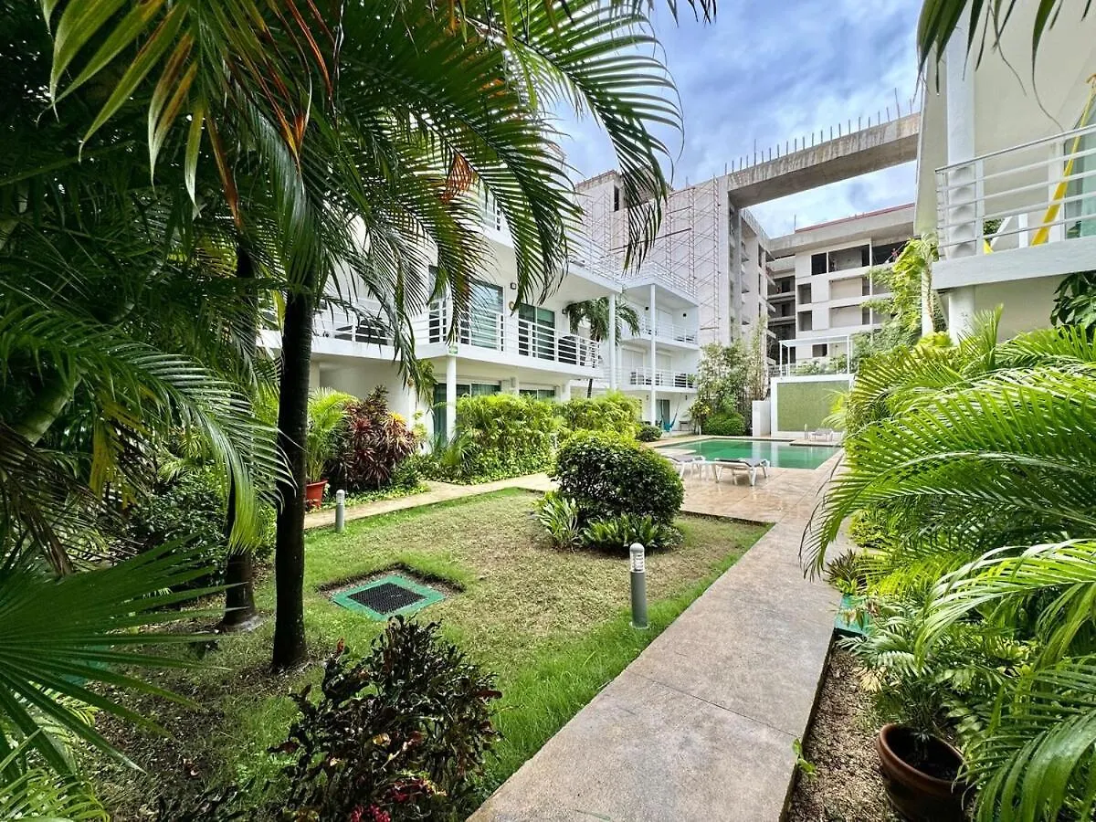 Apartamento Modern 2 Bedroom Ground Floor Apartment! Playa del Carmen